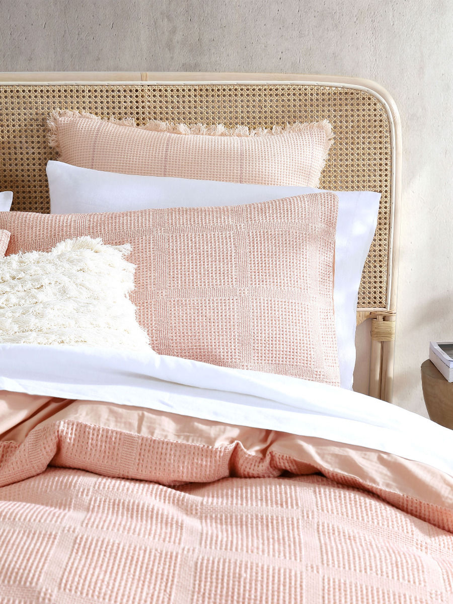 LINEN HOUSE GALICIA PEONY QUILT COVER SET Linen House