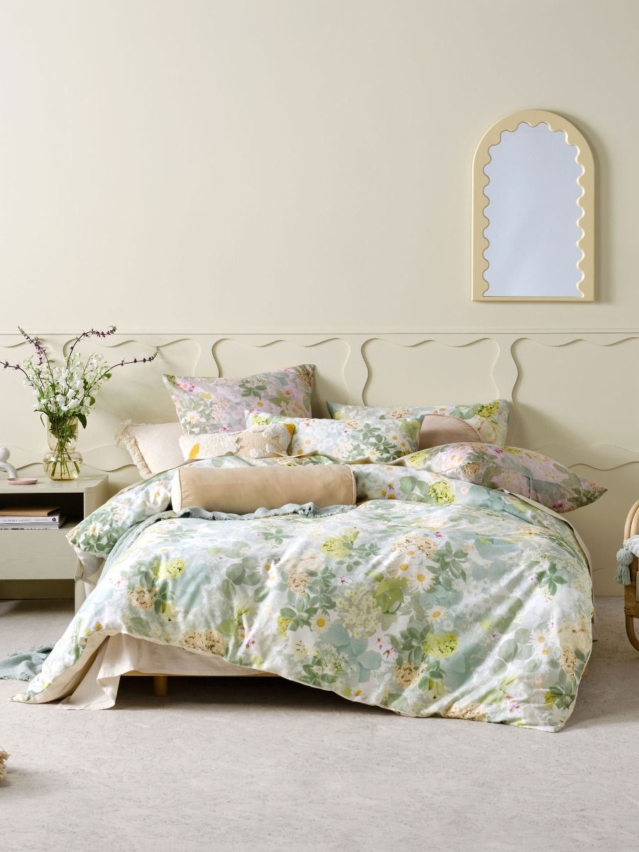 LINEN HOUSE MEADOWLAND QUILT COVER SET Linen House