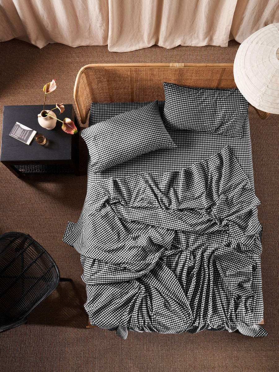 LINEN HOUSE SPRINGSTEEN BLACK SHEET SET Linen House