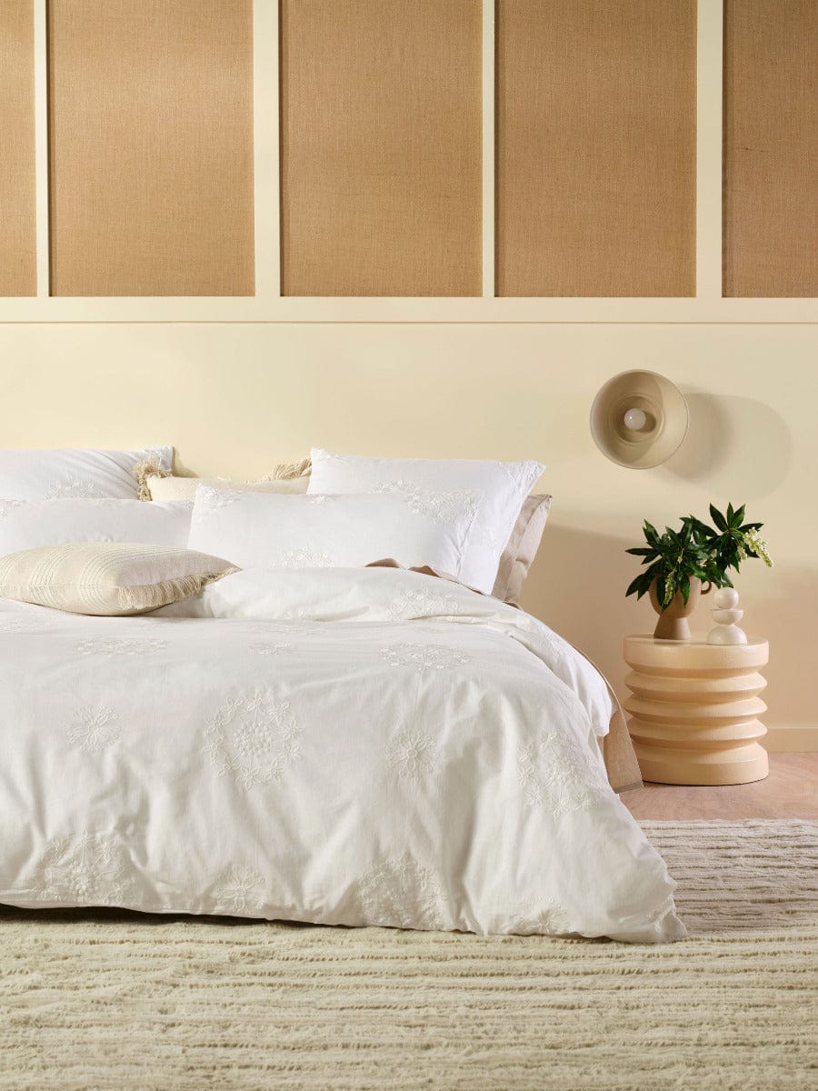 Linen House Quilt Cover LINEN HOUSE AMORE QUILT COVER SET - WHITE