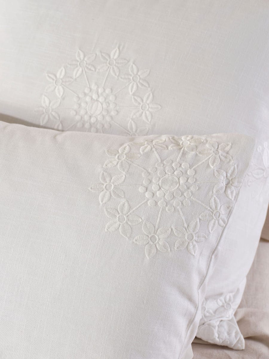 Linen House Quilt Cover LINEN HOUSE AMORE QUILT COVER SET - WHITE