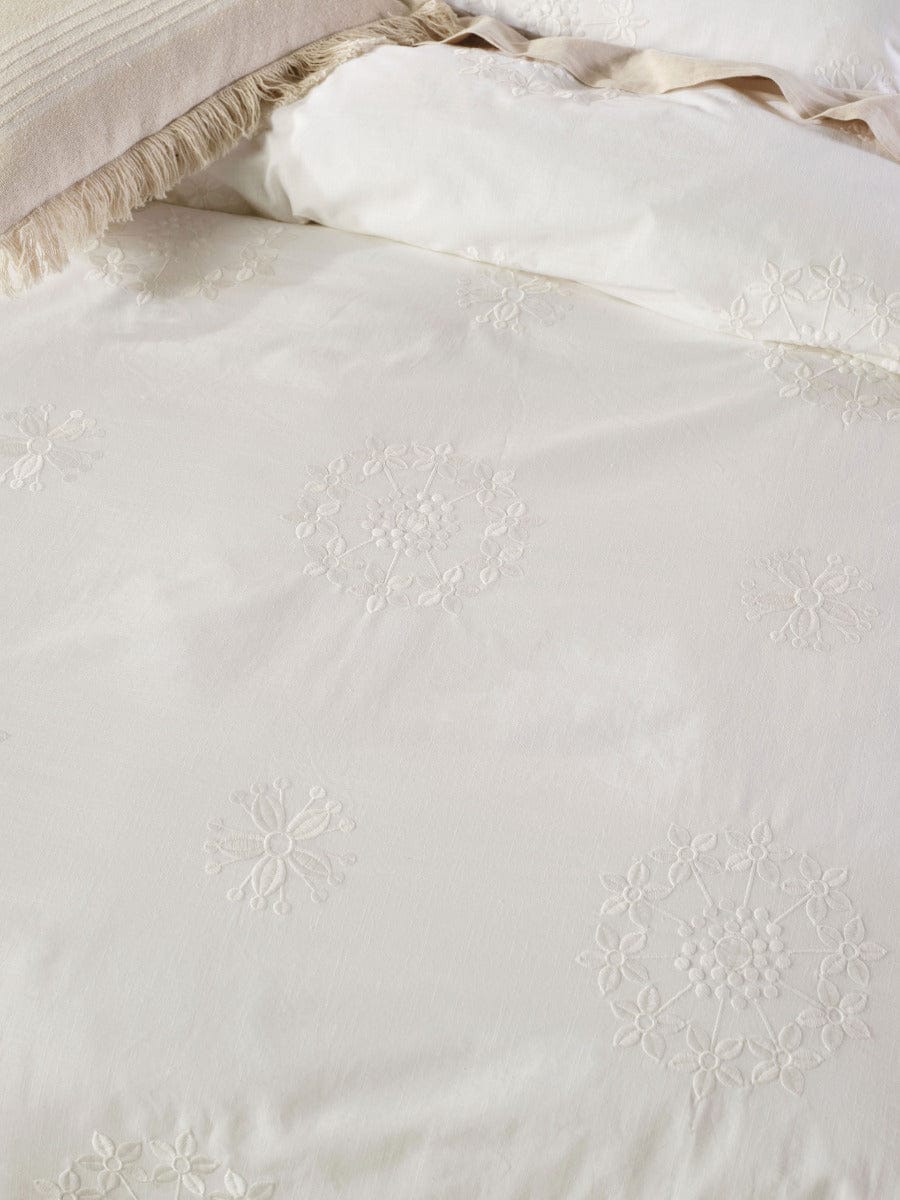 Linen House Quilt Cover LINEN HOUSE AMORE QUILT COVER SET - WHITE
