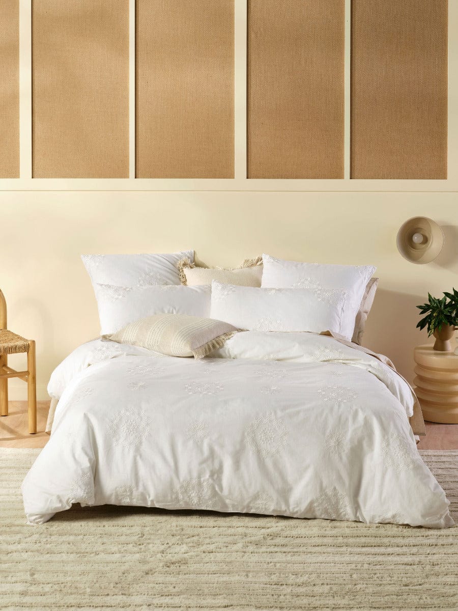 Linen House Quilt Cover LINEN HOUSE AMORE QUILT COVER SET - WHITE