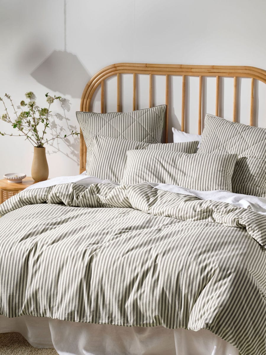 Linen House Quilt Cover LINEN HOUSE CLASSIC STRIPE QUILT COVER SET - CHARCOAL
