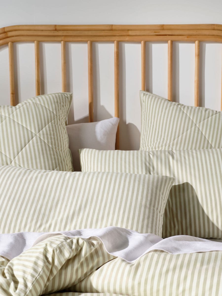 Linen House Quilt Cover LINEN HOUSE CLASSIC STRIPE QUILT COVER SET - PEBBLE