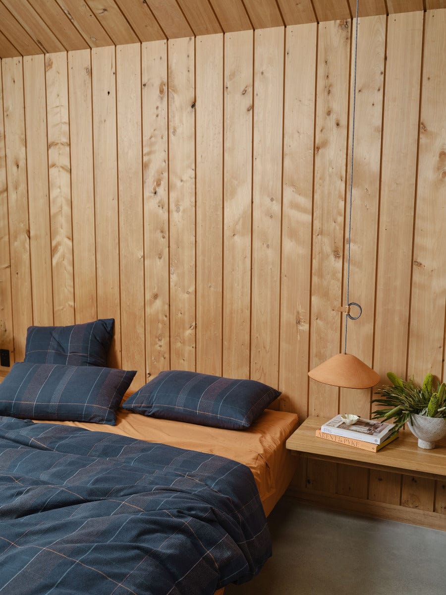 Linen House Quilt Cover LINEN HOUSE DOUGLAS | NAVY QUILT COVER SET
