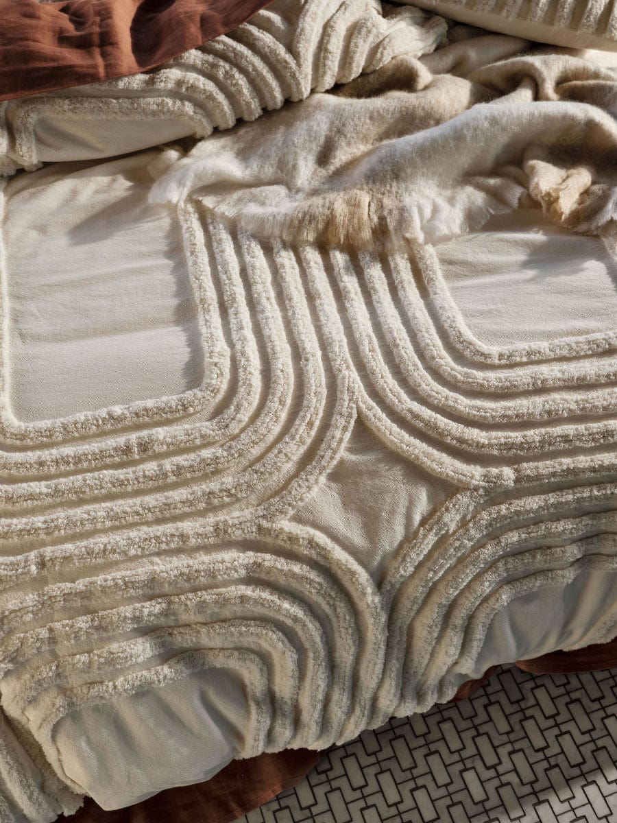 Linen House Quilt Cover LINEN HOUSE FARRAH VANILLA QUILT COVER SET