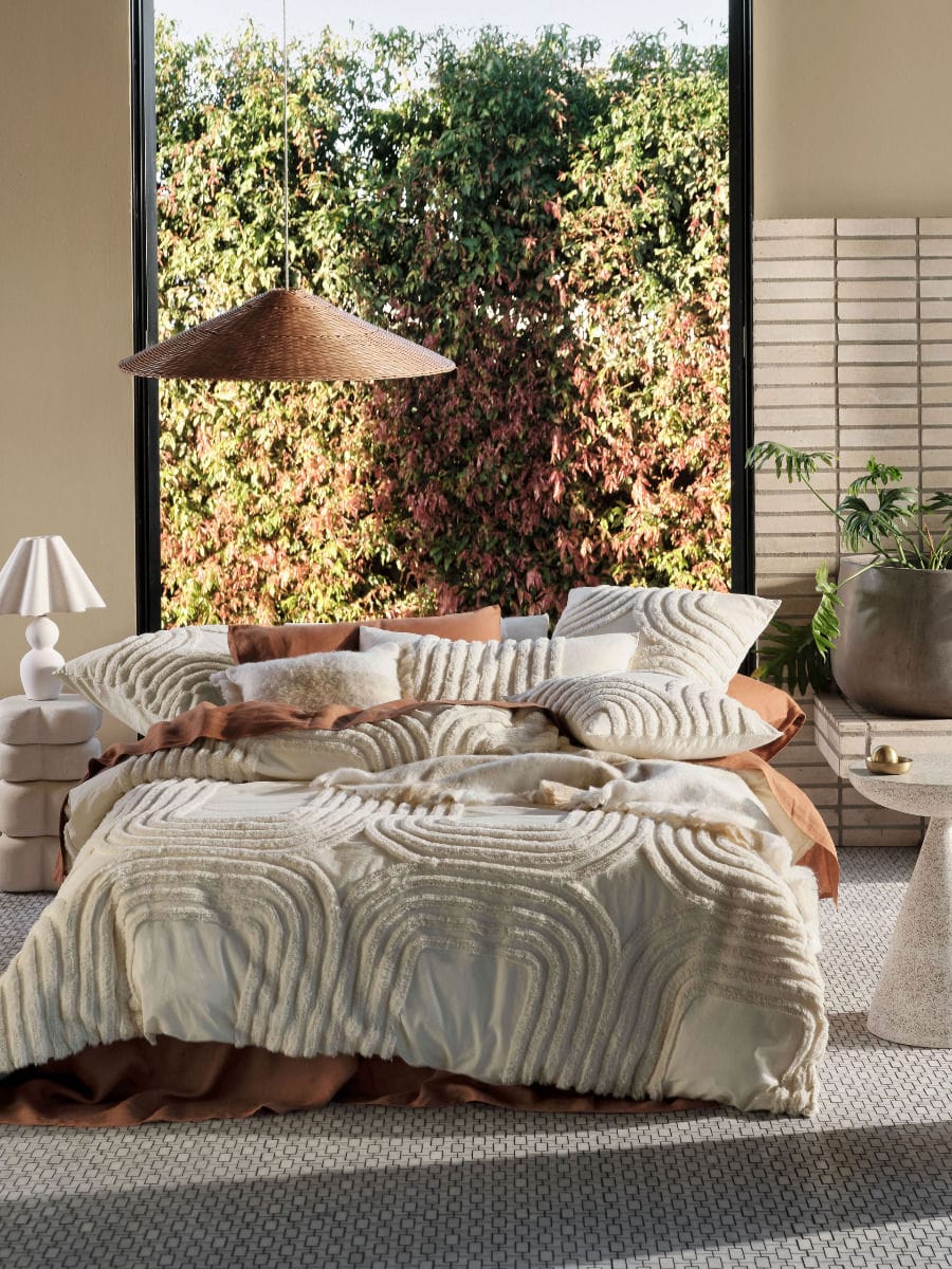Linen House Quilt Cover LINEN HOUSE FARRAH VANILLA QUILT COVER SET
