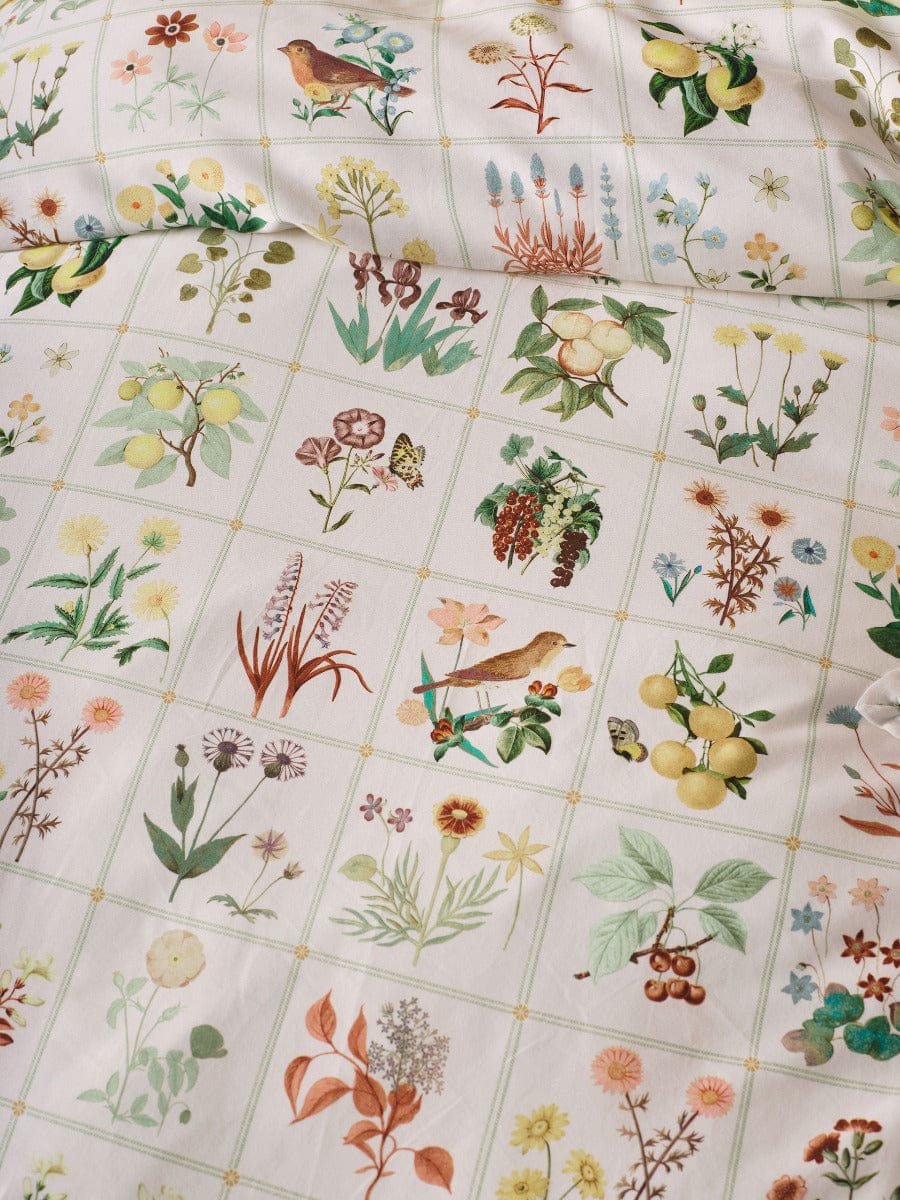 Linen House Quilt Cover LINEN HOUSE GARDEN BED VANILLA QUILT COVER SET