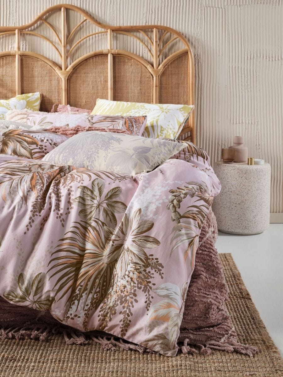 Linen House Quilt Cover LINEN HOUSE HARLOW PINK QUILT COVER SET
