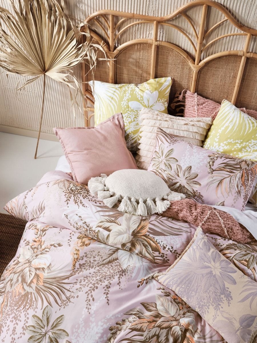 Linen House Quilt Cover LINEN HOUSE HARLOW PINK QUILT COVER SET