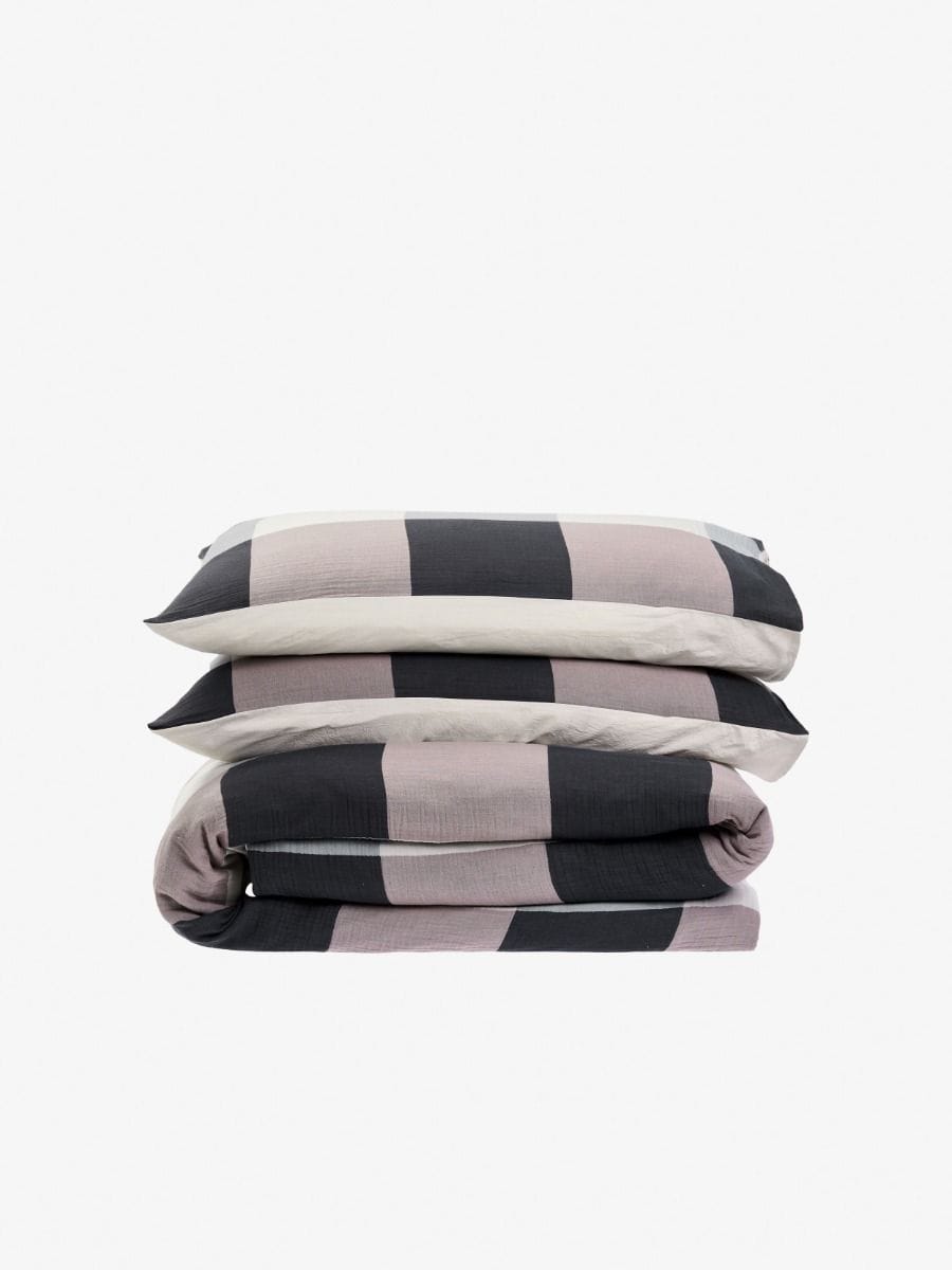 Linen House Quilt Cover LINEN HOUSE IRVINE NIGHT QUILT COVER SET