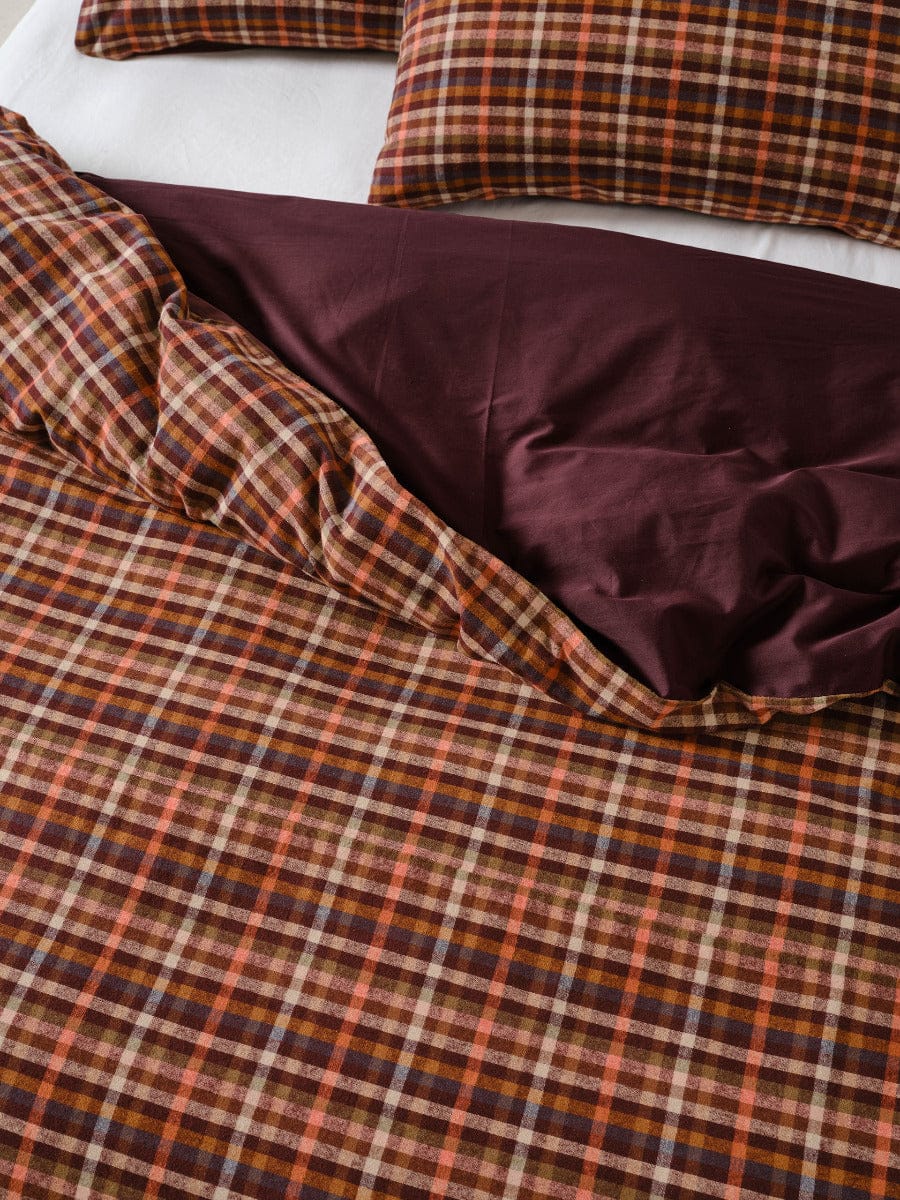 Linen House Quilt Cover LINEN HOUSE JAMIESON | PLUM QUILT COVER SET