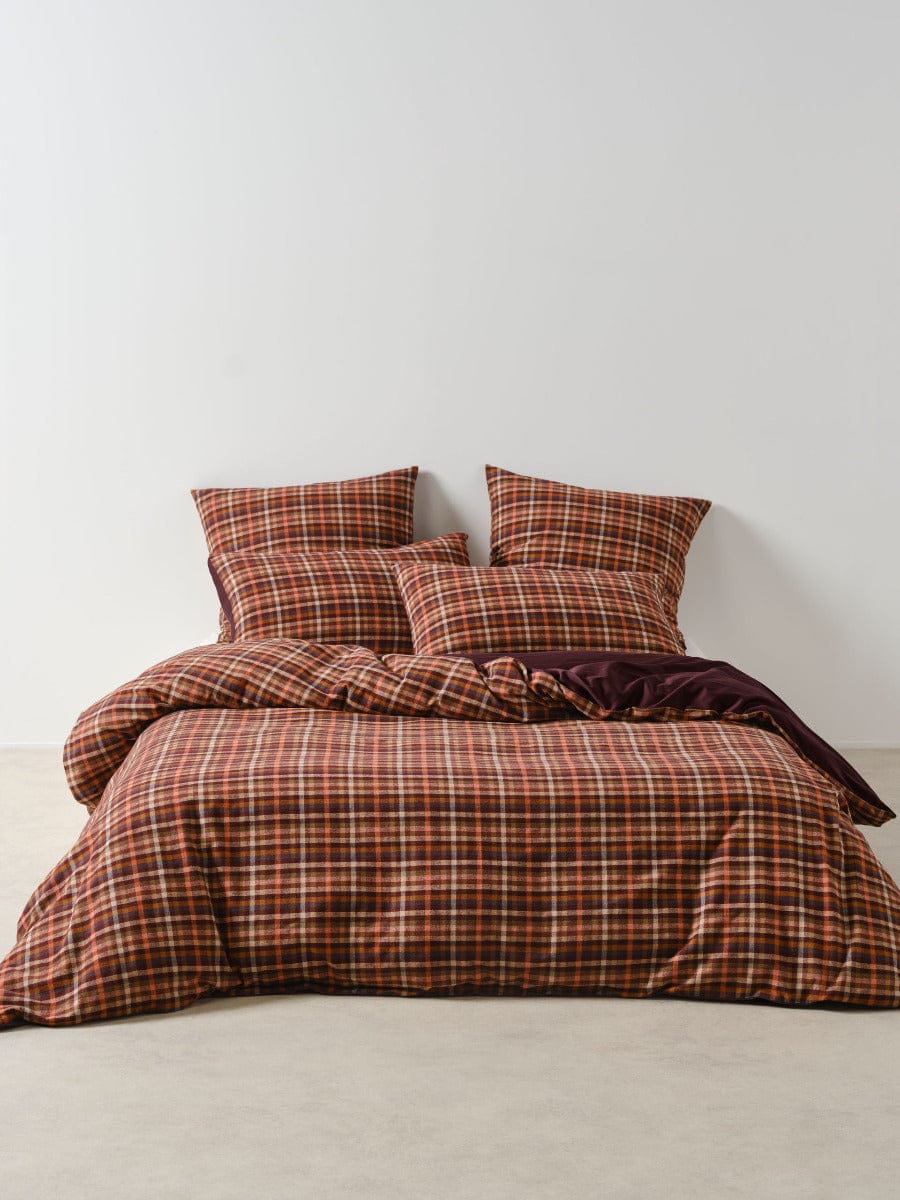 Linen House Quilt Cover LINEN HOUSE JAMIESON | PLUM QUILT COVER SET