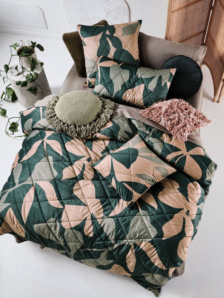 Linen House Quilt Cover LINEN HOUSE JUNE QUILT COVER SET