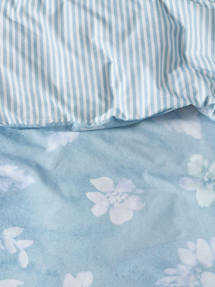 Linen House Quilt Cover LINEN HOUSE KAYLA | HYDRANGEA QUILT COVER