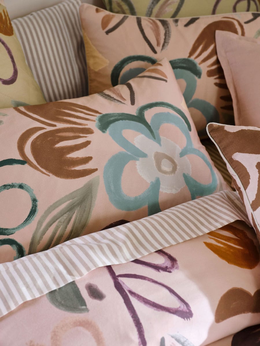 Linen House Quilt Cover LINEN HOUSE KITTA QUILT COVER SET - ROSE