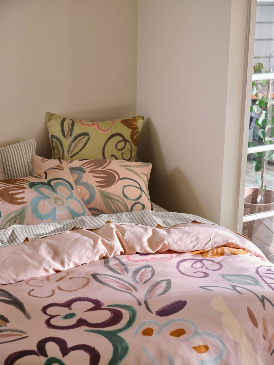 Linen House Quilt Cover LINEN HOUSE KITTA QUILT COVER SET - ROSE