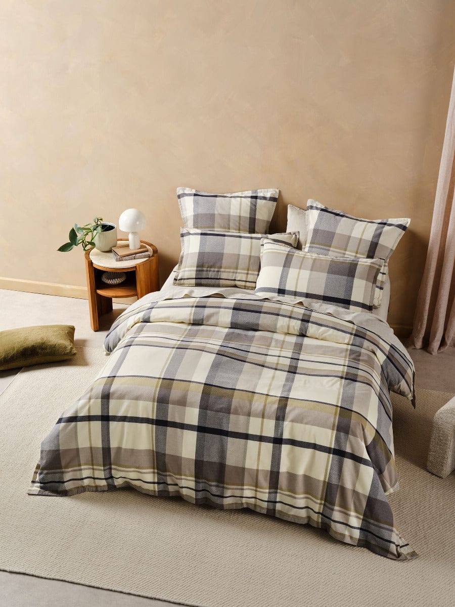 Linen House Quilt Cover LINEN HOUSE LENNON | STONE QUILT COVER