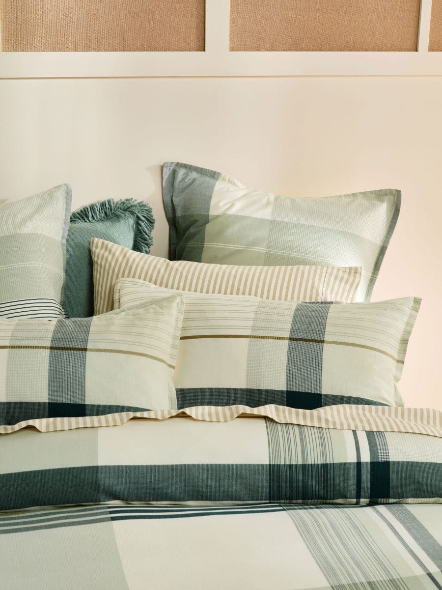 Linen House Quilt Cover LINEN HOUSE LEVON QUILT COVER SET - JADE