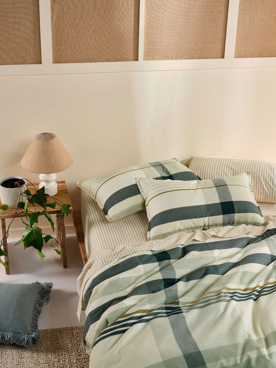 Linen House Quilt Cover LINEN HOUSE LEVON QUILT COVER SET - JADE