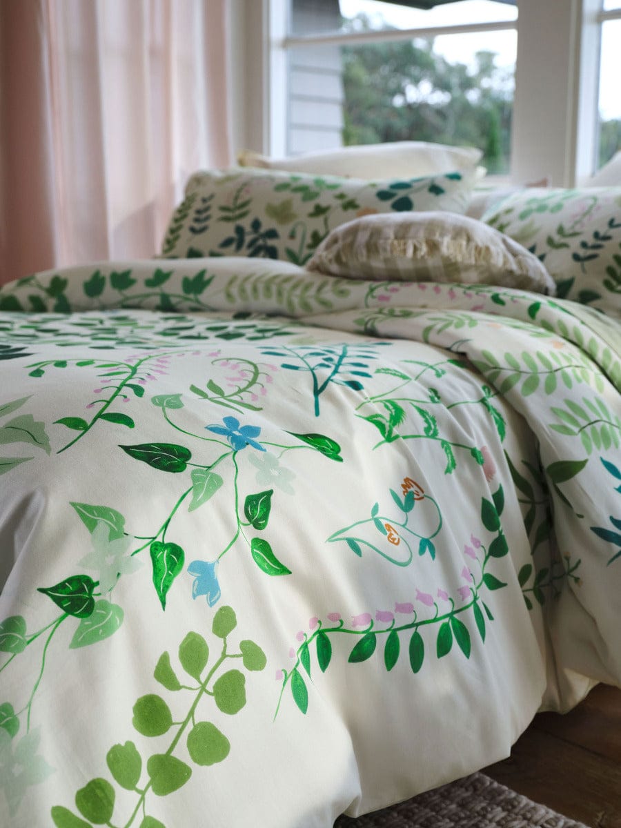 Linen House Quilt Cover LINEN HOUSE LILLY QUILT COVER SET - VANILLA