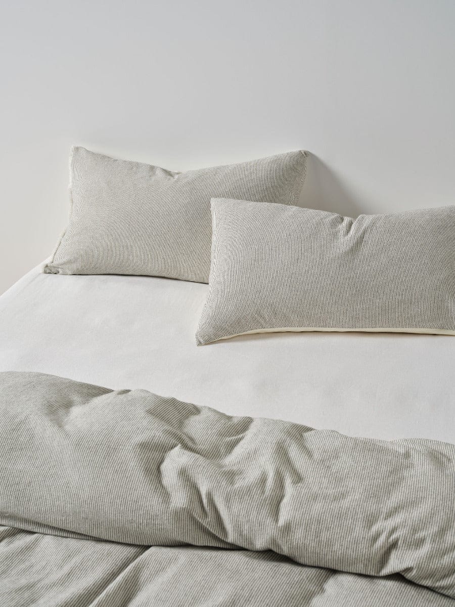 Linen House Quilt Cover LINEN HOUSE MACEY | BLACK QUILT COVER