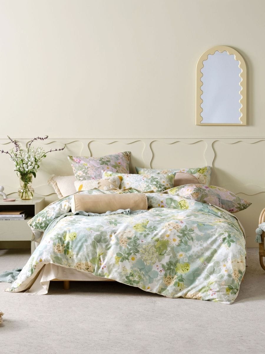 Linen House Quilt Cover LINEN HOUSE MEADOWLAND QUILT COVER SET