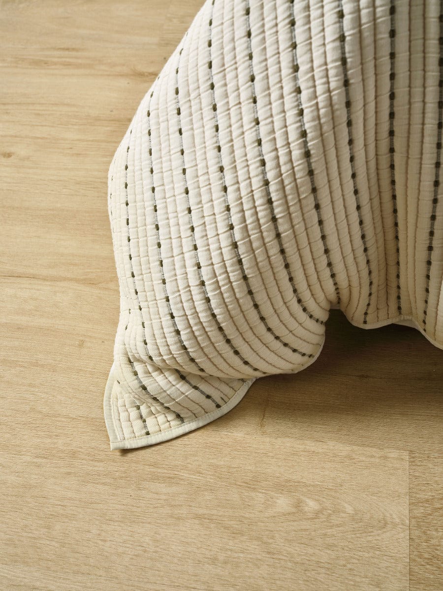 Linen House Quilt Cover LINEN HOUSE MILLBROOKE | VANILLA QUILT COVER