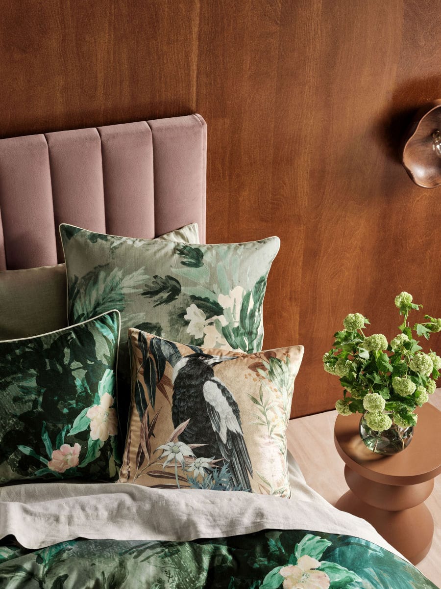 Linen House Quilt Cover LINEN HOUSE RETREAT QUILT COVER SET