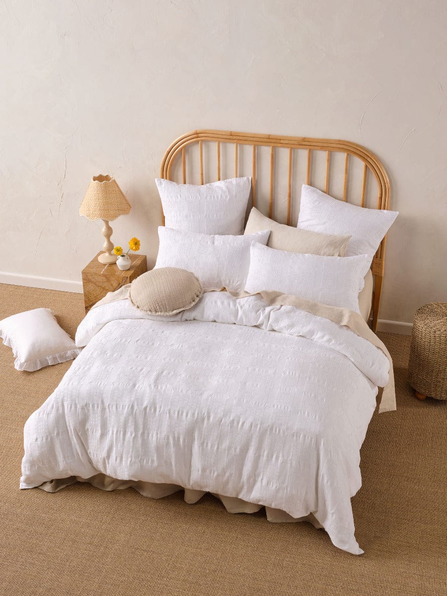 Linen House Quilt Cover LINEN HOUSE SEREN WHITE QUILT COVER SET