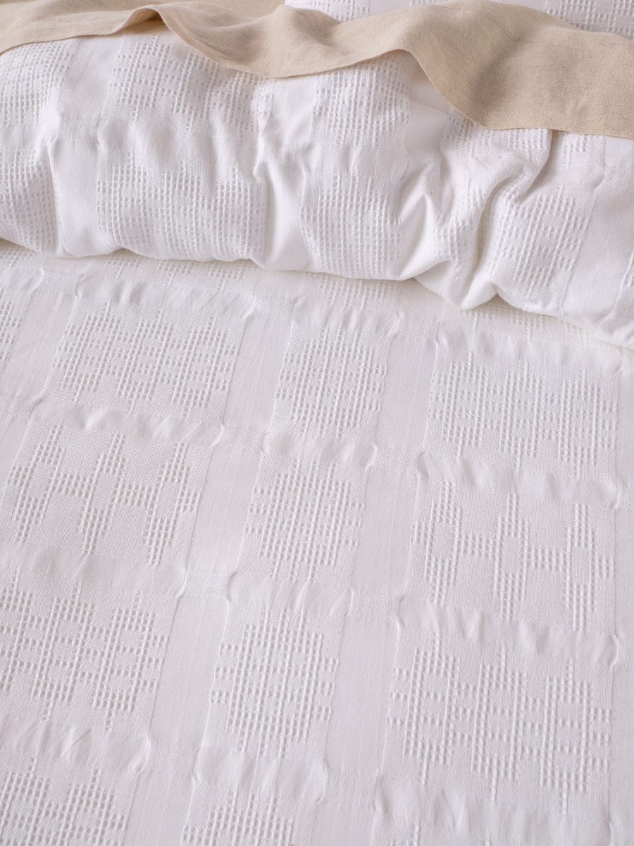 Linen House Quilt Cover LINEN HOUSE SEREN WHITE QUILT COVER SET