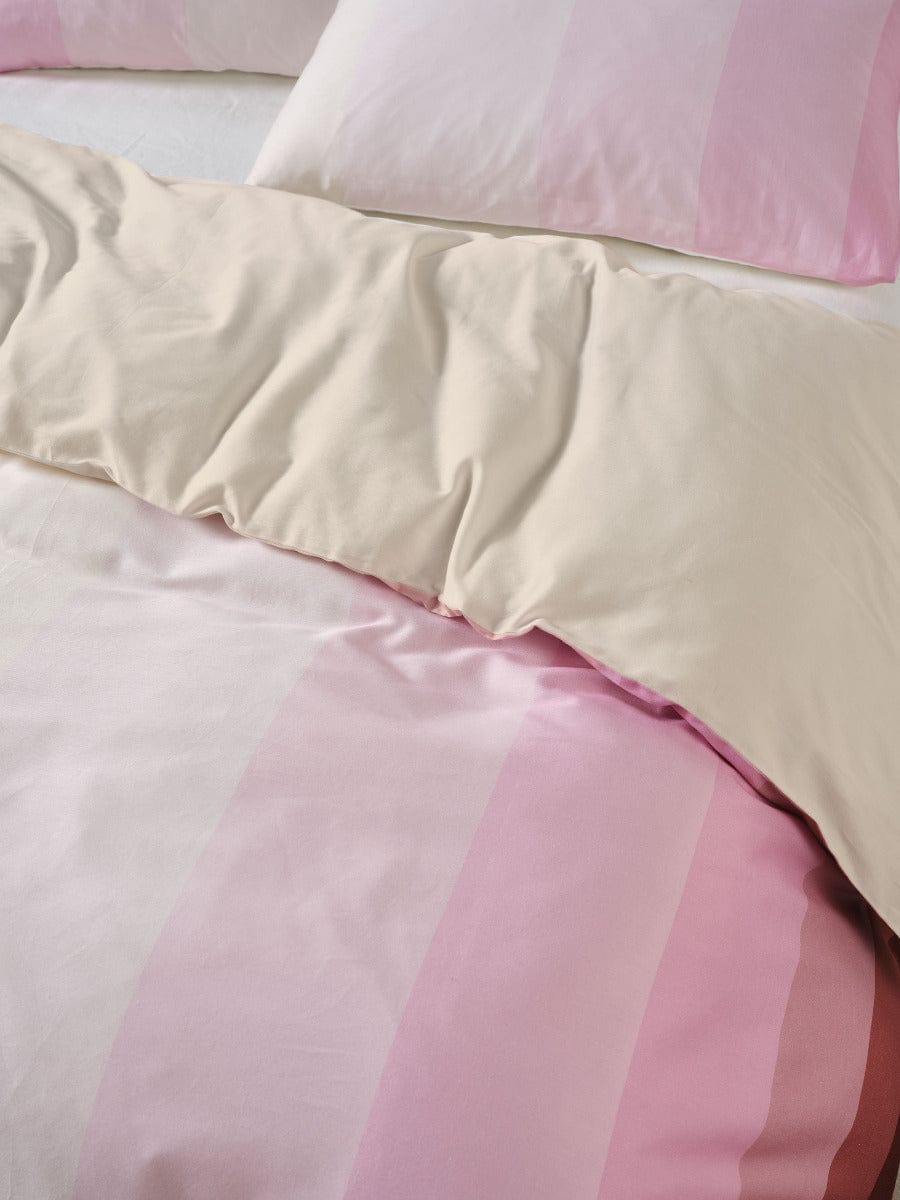 Linen House Quilt Cover LINEN HOUSE SUNRISE STRIPE | BUBBLEGUM QUILT COVER