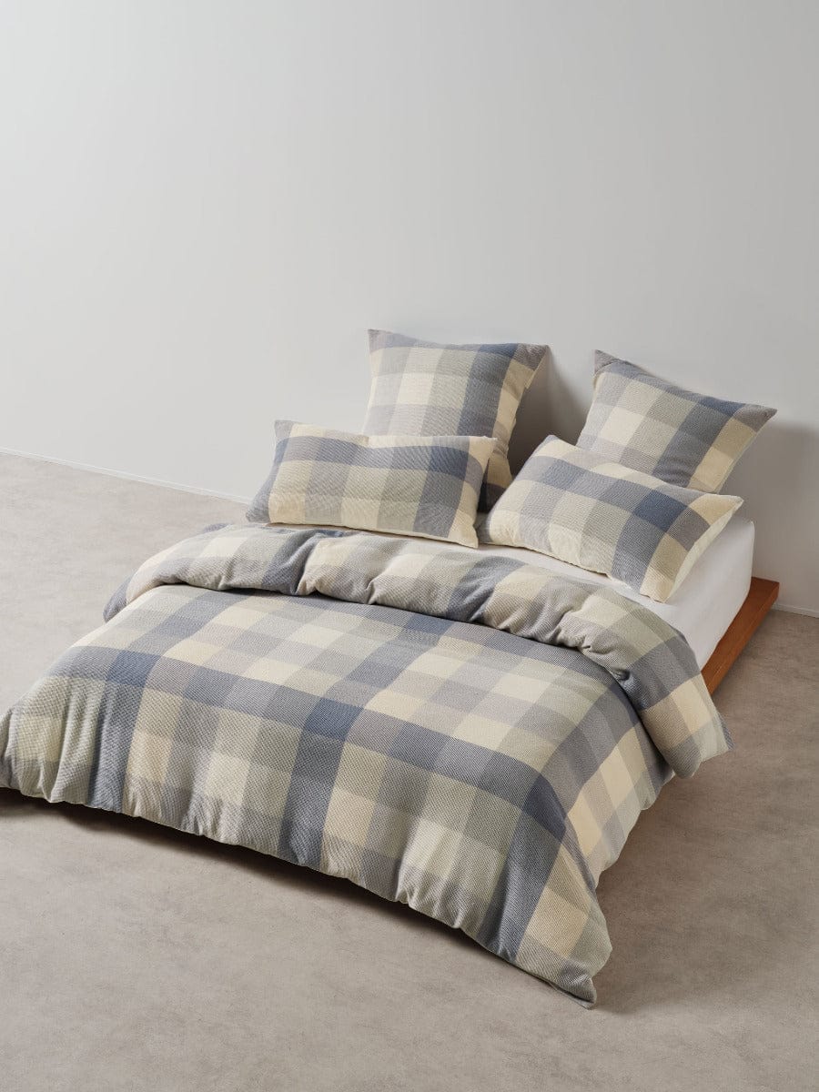 Linen House Quilt Cover LINEN HOUSE WELLINGTON | CORNFLOWER QUILT COVER