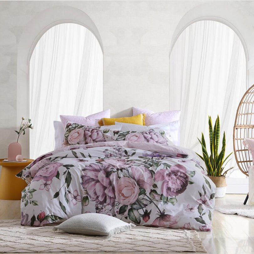 Logan & Mason ELODIE BLUSH QUILT COVER SET Logan & Mason