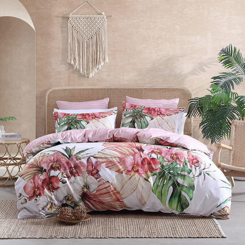 Logan & Mason ORCHADIA PINK QUILT COVER SET Logan & Mason