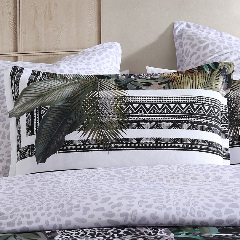 Logan & Mason PROWL GOLD QUILT COVER SET Logan & Mason