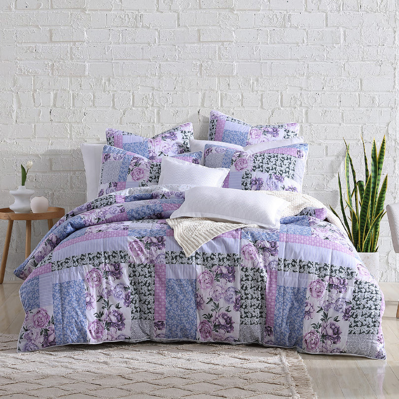 DaVinci BESSIE LILAC QUILT COVER DaVinci