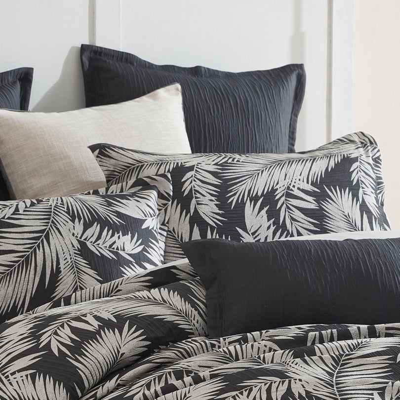 Platinum Collection VILLA BLACK QUILT COVER SET Platinum Collection