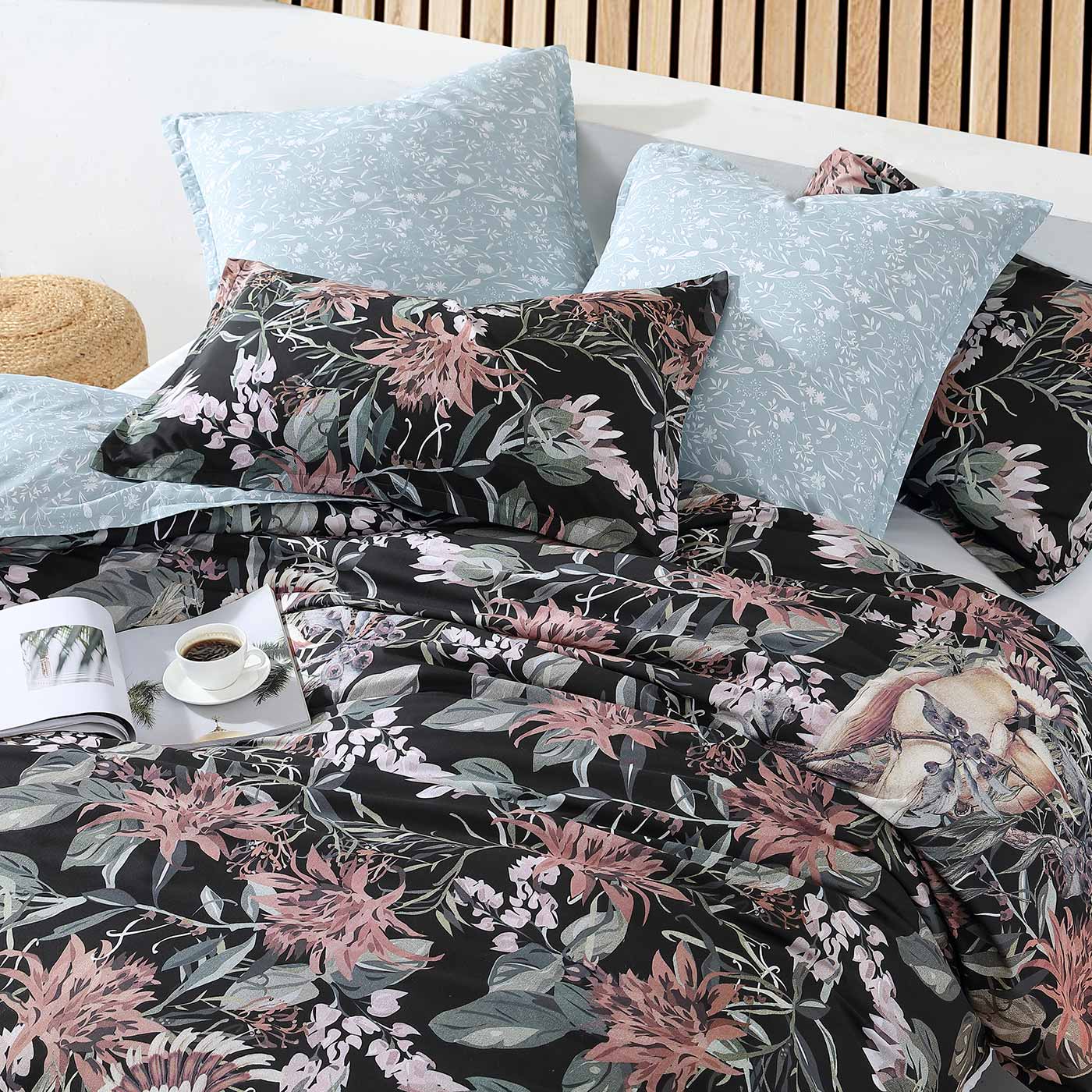 Logan & Mason Quilt Cover Logan & Mason MAJOR BLACK QUILT COVER SET
