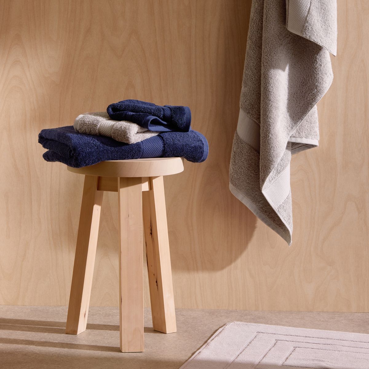 Sheridan Luxury Egyptian 8 Piece Towel Collection  - Royal Navy