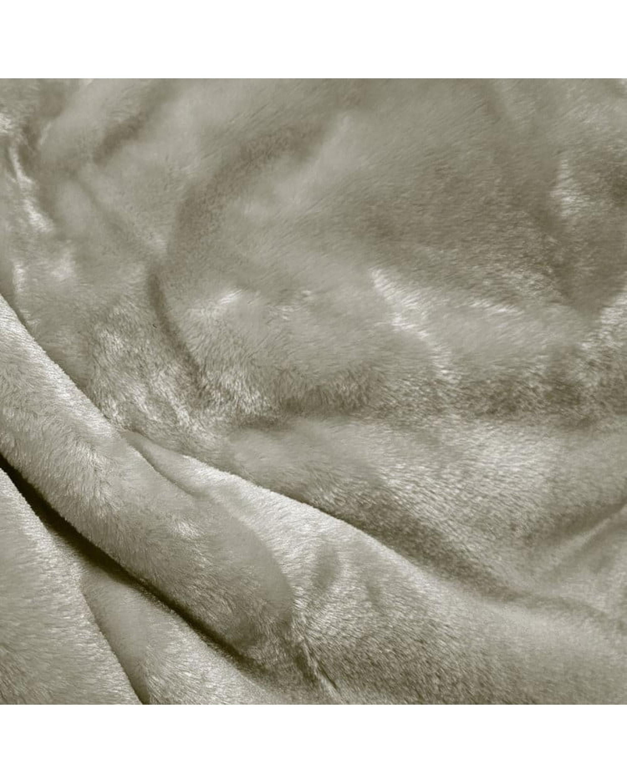 Laura Hill XL Double-Sided Oversized Faux Mink Blanket 305x305cm Olive Laura Hill
