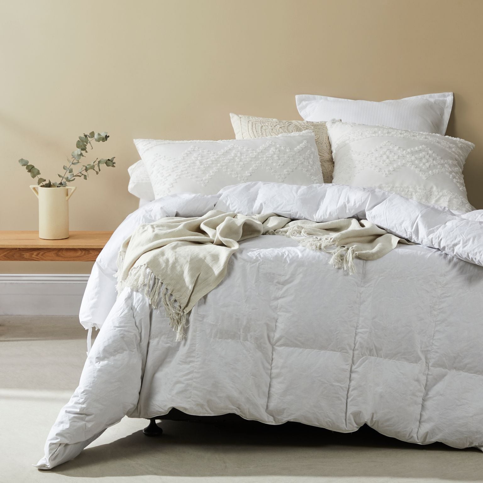 Logan & Mason LUXURY MICROFIBRE QUILT Logan & Mason