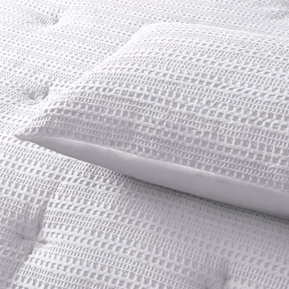 ACCESSORIZE Soho Waffle White 3 Piece Comforter Set Accessorize