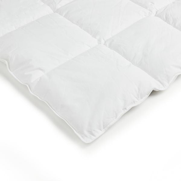 Logan & Mason LUXURY MICROFIBRE QUILT Logan & Mason