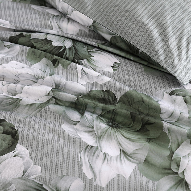 Private Collection HAILEY SAGE QUILT COVER SET Private Collection