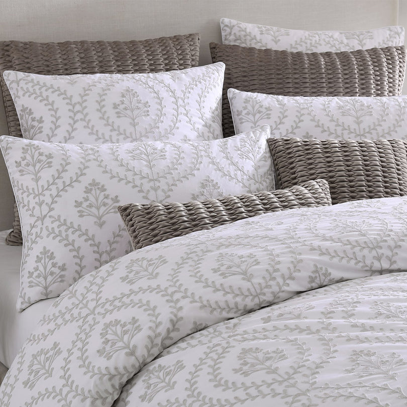 Private Collection MORGAN LATTE QUILT COVER SET Private Collection