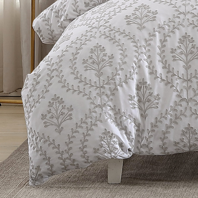 Private Collection MORGAN LATTE QUILT COVER SET Private Collection