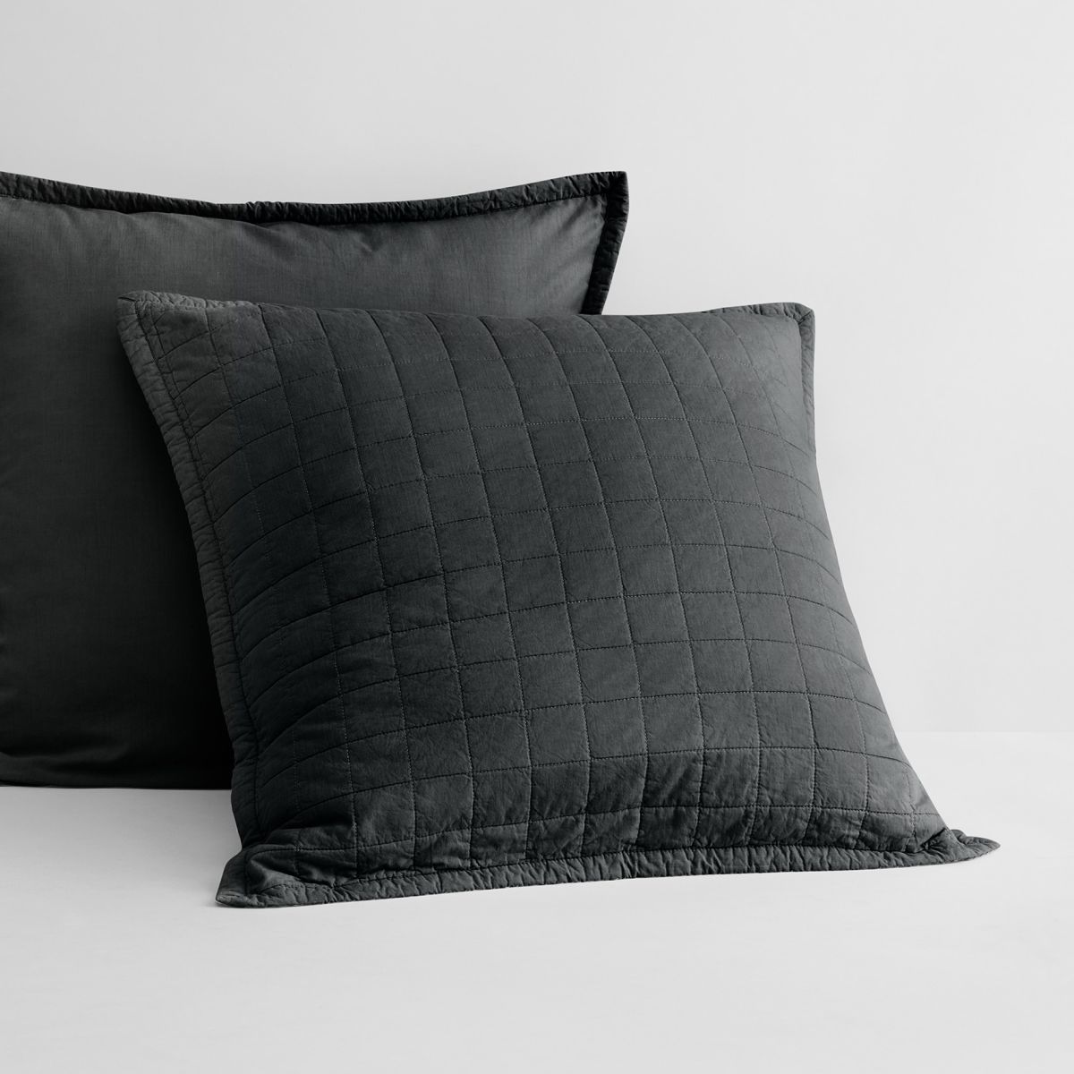 Sheridan Reilly Quilt Cover Full Set - Carbon - All Accessories Included