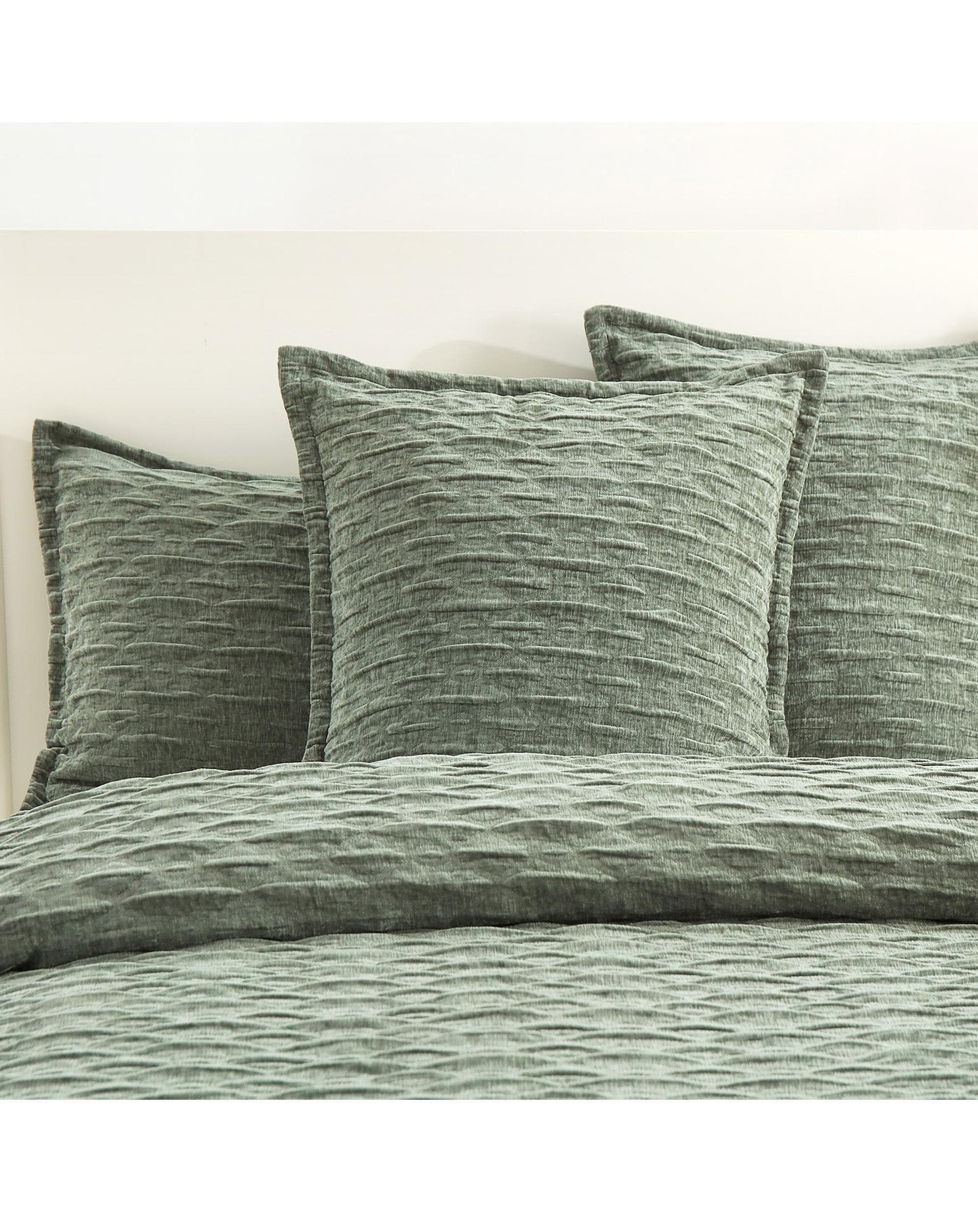 Renee Taylor Quilt Cover Atlantis Jacquard Quilt Cover Set - Junpier